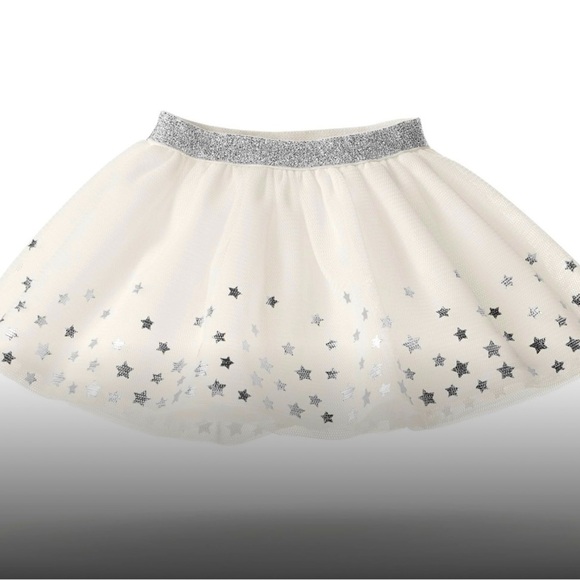 Girls white layered skirt with silver stars and silver waist band Size L - Picture 1 of 8